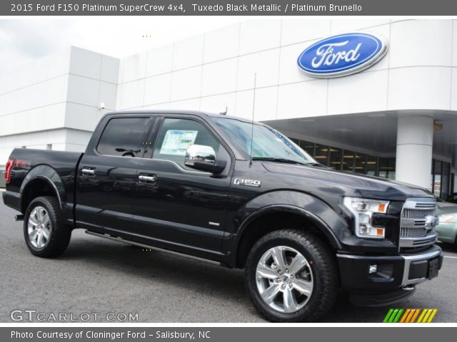 2015 Ford F150 Platinum SuperCrew 4x4 in Tuxedo Black Metallic