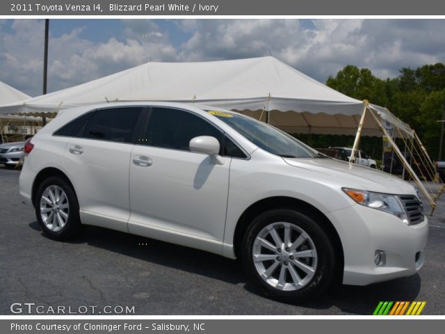 2011 Toyota Venza I4 in Blizzard Pearl White