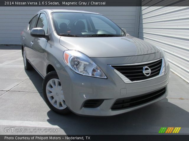 2014 Nissan Versa 1.6 S Sedan in Magnetic Gray