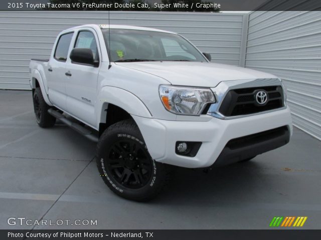 2015 Toyota Tacoma V6 PreRunner Double Cab in Super White