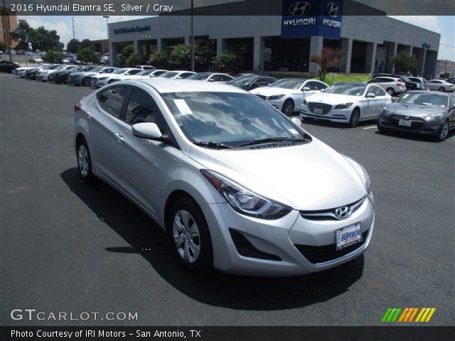 2016 Hyundai Elantra SE in Silver