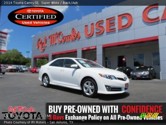 2014 Toyota Camry SE in Super White