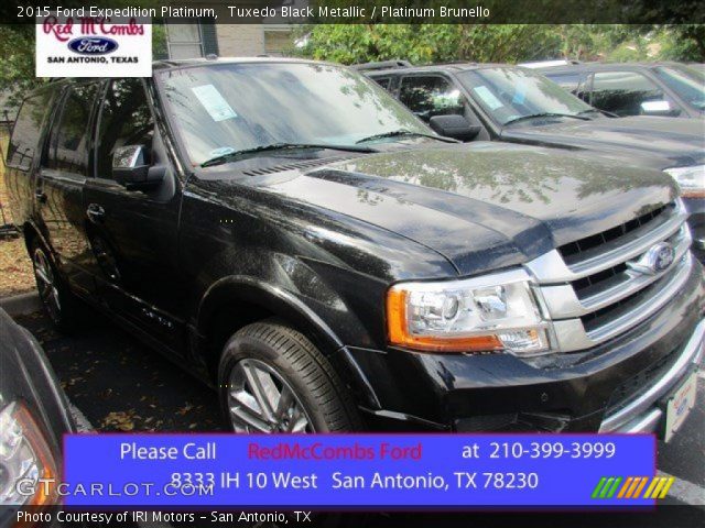 2015 Ford Expedition Platinum in Tuxedo Black Metallic