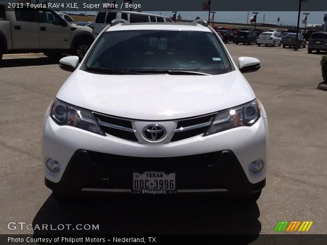 2013 Toyota RAV4 XLE in Super White