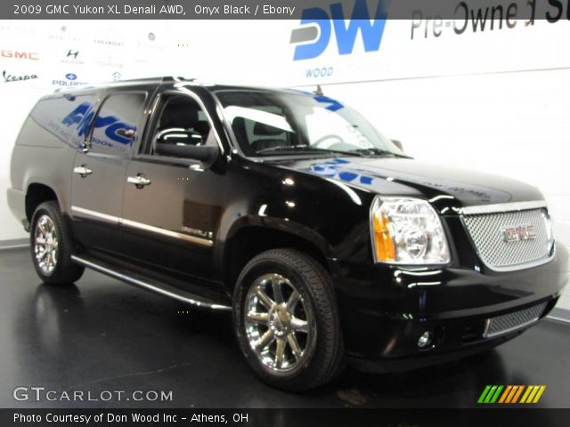 2009 GMC Yukon XL Denali AWD in Onyx Black