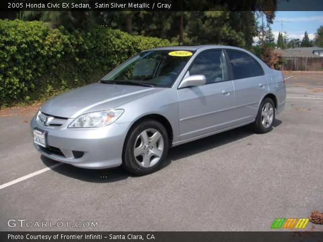 2005 Honda Civic EX Sedan in Satin Silver Metallic