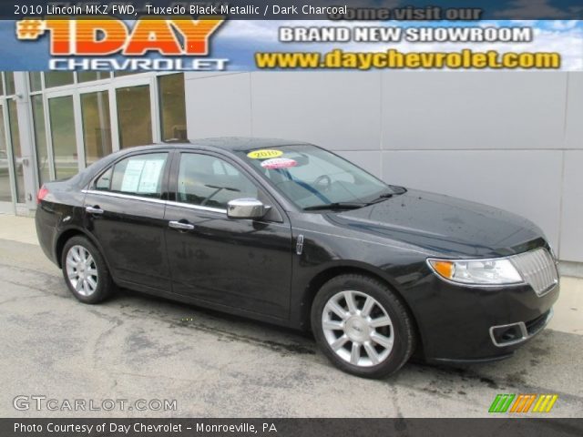 2010 Lincoln MKZ FWD in Tuxedo Black Metallic