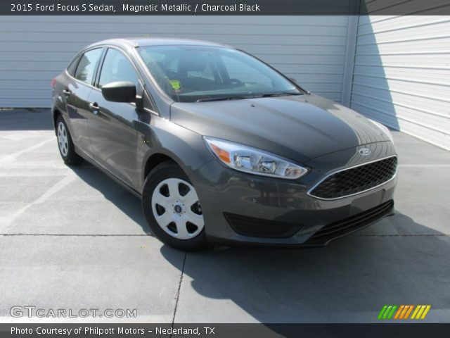 2015 Ford Focus S Sedan in Magnetic Metallic
