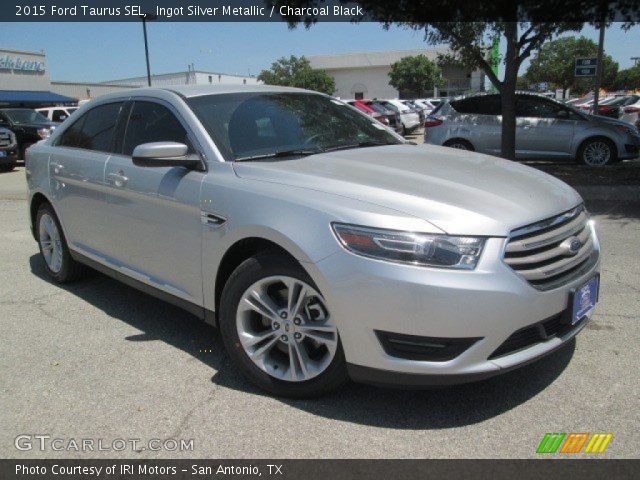 2015 Ford Taurus SEL in Ingot Silver Metallic