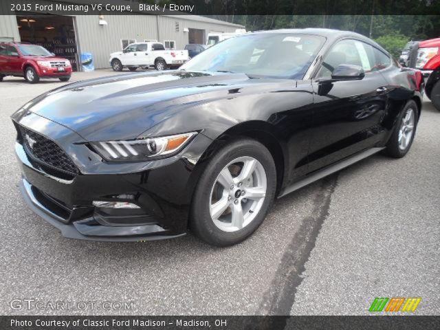 2015 Ford Mustang V6 Coupe in Black
