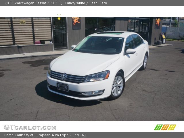 2012 Volkswagen Passat 2.5L SEL in Candy White