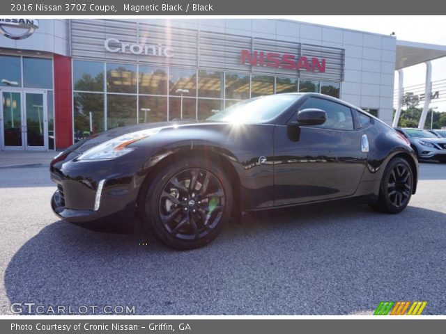 2016 Nissan 370Z Coupe in Magnetic Black