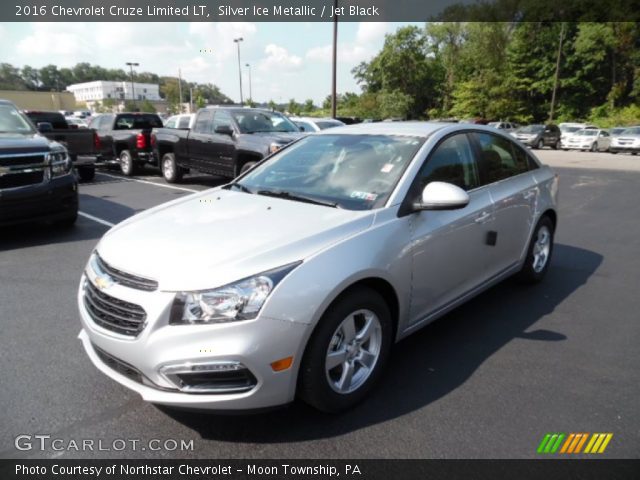 2016 Chevrolet Cruze Limited LT in Silver Ice Metallic