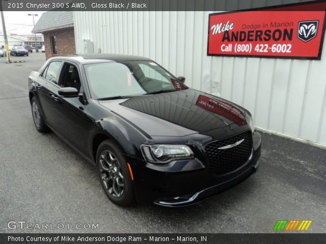 2015 Chrysler 300 S AWD in Gloss Black