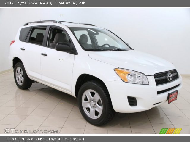 2012 Toyota RAV4 I4 4WD in Super White
