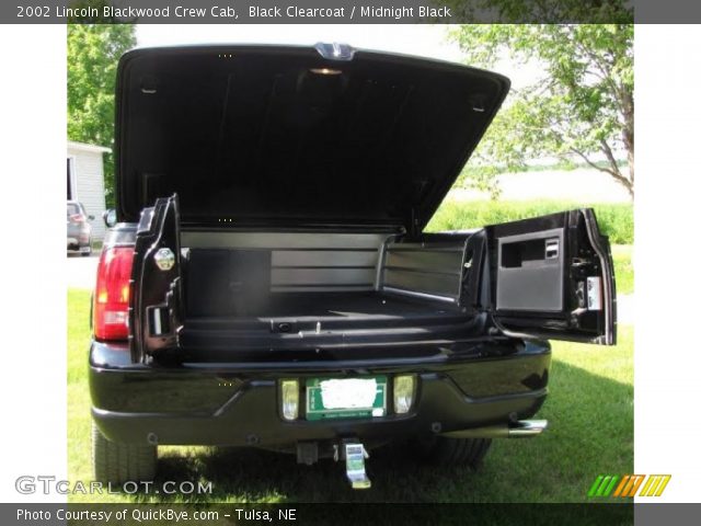 2002 Lincoln Blackwood Crew Cab in Black Clearcoat