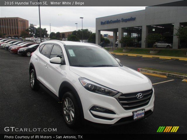 2016 Hyundai Tucson SE in Winter White