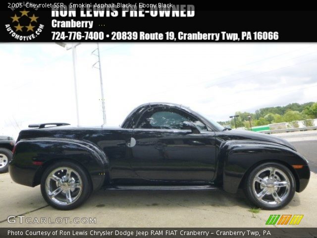 2005 Chevrolet SSR  in Smokin' Asphalt Black