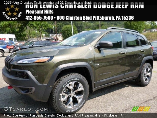 2016 Jeep Cherokee Trailhawk 4x4 in ECO Green Pearl