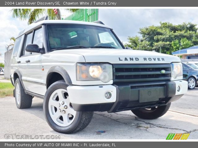 2004 Land Rover Discovery SE in Chawton White
