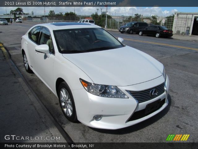 2013 Lexus ES 300h Hybrid in Starfire White Pearl