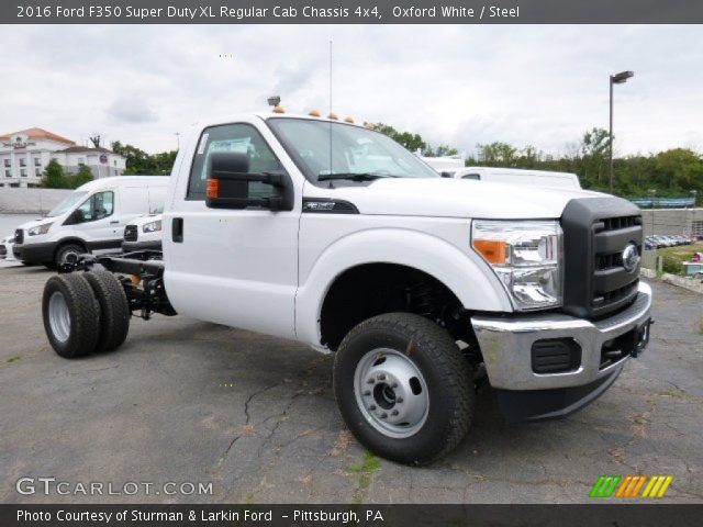 2016 Ford F350 Super Duty XL Regular Cab Chassis 4x4 in Oxford White