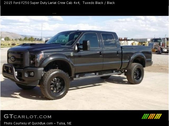 2015 Ford F250 Super Duty Lariat Crew Cab 4x4 in Tuxedo Black