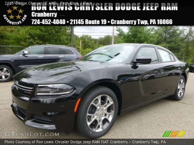 2015 Dodge Charger SE AWD in Pitch Black