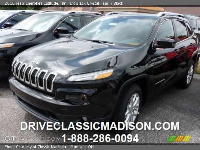2016 Jeep Cherokee Latitude in Brilliant Black Crystal Pearl