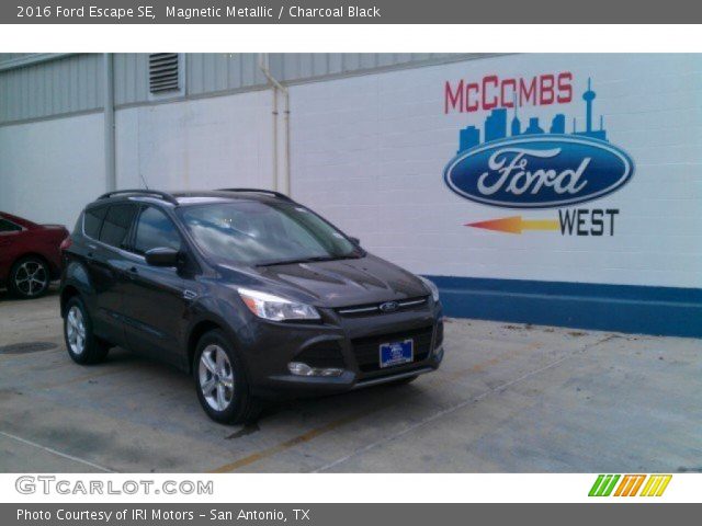 2016 Ford Escape SE in Magnetic Metallic