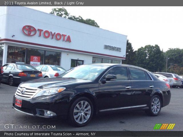 2011 Toyota Avalon Limited in Black