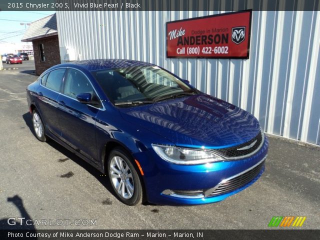 2015 Chrysler 200 S in Vivid Blue Pearl
