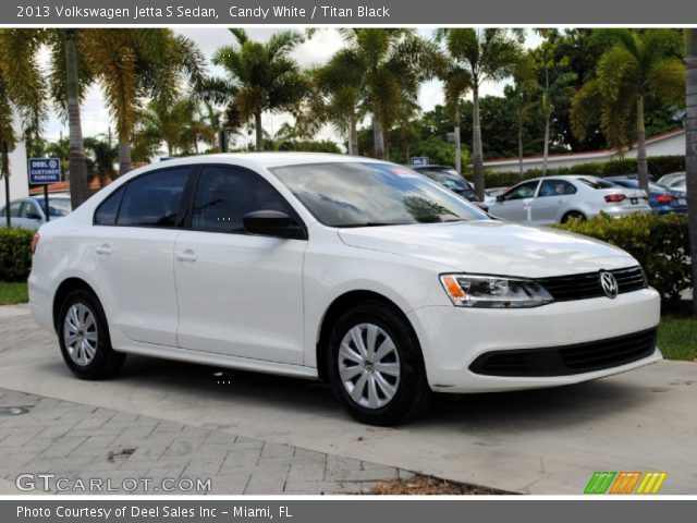 2013 Volkswagen Jetta S Sedan in Candy White