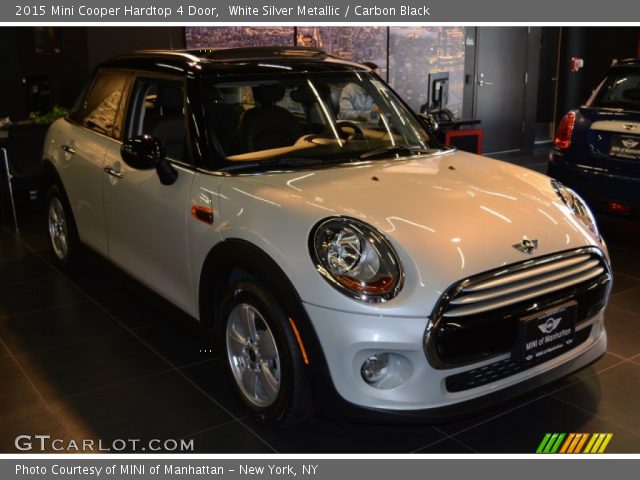 2015 Mini Cooper Hardtop 4 Door in White Silver Metallic