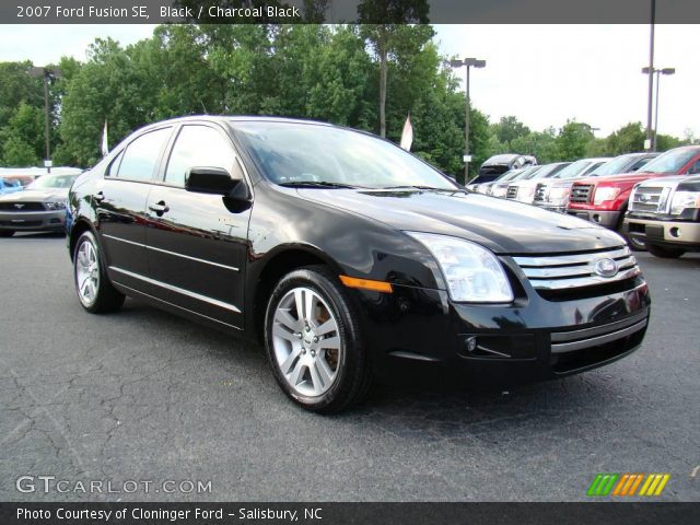 2007 Ford Fusion SE in Black