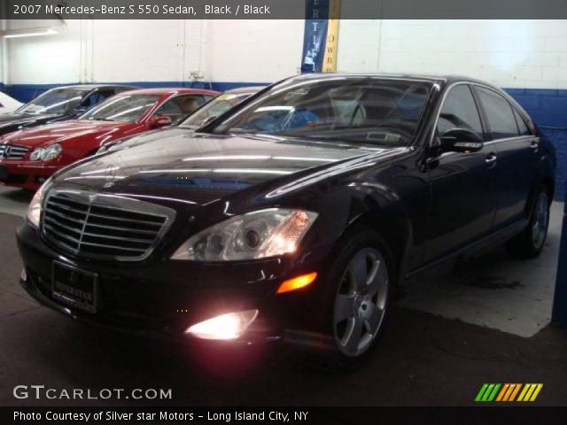 2007 Mercedes-Benz S 550 Sedan in Black