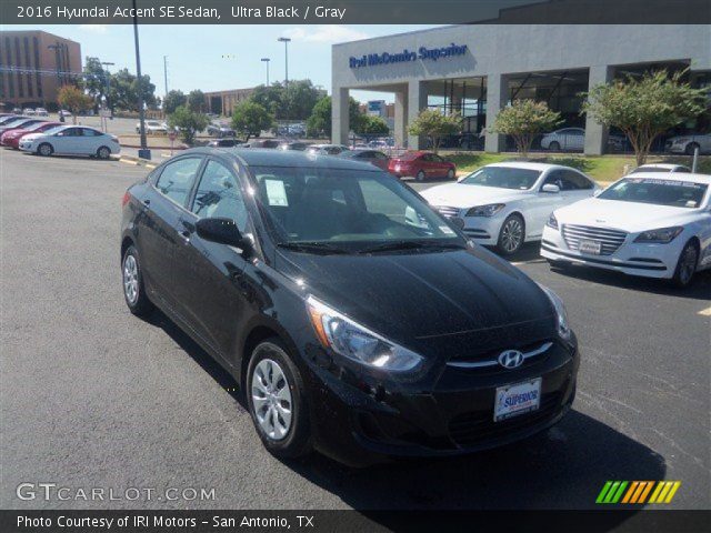 2016 Hyundai Accent SE Sedan in Ultra Black
