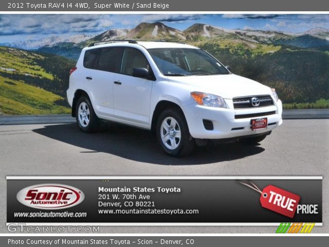 2012 Toyota RAV4 I4 4WD in Super White