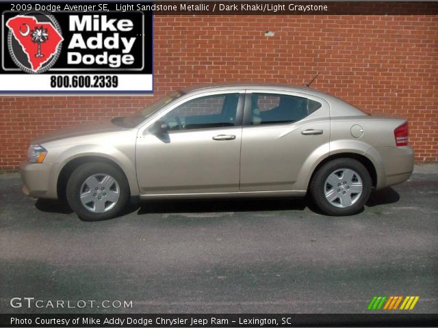2009 Dodge Avenger SE in Light Sandstone Metallic