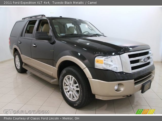 2011 Ford Expedition XLT 4x4 in Tuxedo Black Metallic