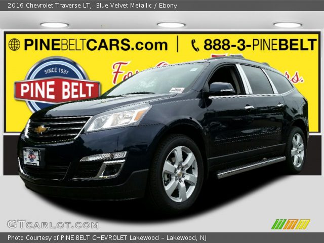 2016 Chevrolet Traverse LT in Blue Velvet Metallic