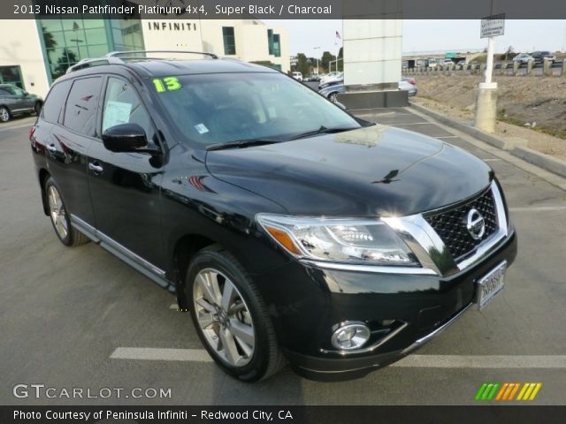 2013 Nissan Pathfinder Platinum 4x4 in Super Black