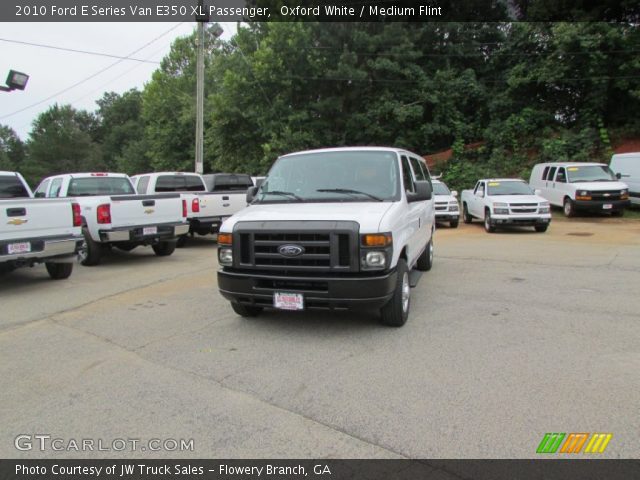 2010 Ford E Series Van E350 XL Passenger in Oxford White
