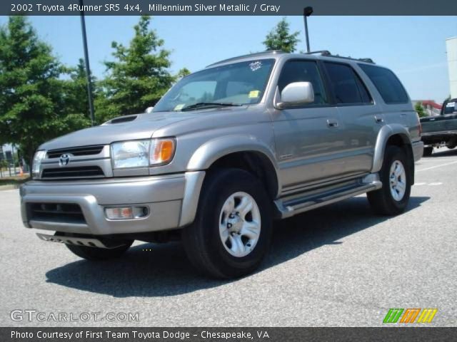 2002 Toyota 4Runner SR5 4x4 in Millennium Silver Metallic