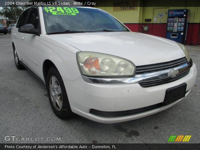 2004 Chevrolet Malibu LS V6 Sedan in White