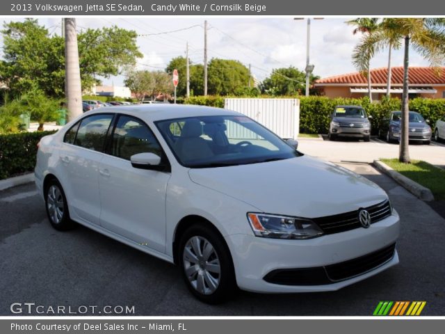 2013 Volkswagen Jetta SE Sedan in Candy White