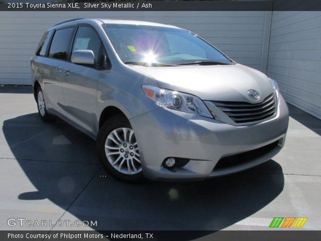 2015 Toyota Sienna XLE in Silver Sky Metallic