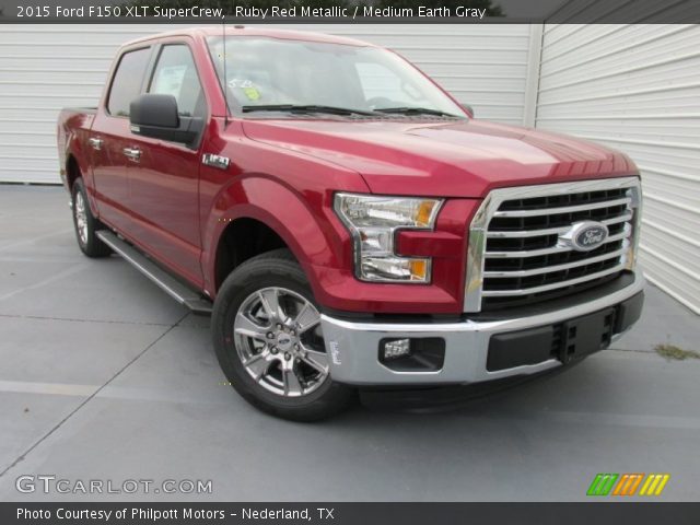 2015 Ford F150 XLT SuperCrew in Ruby Red Metallic