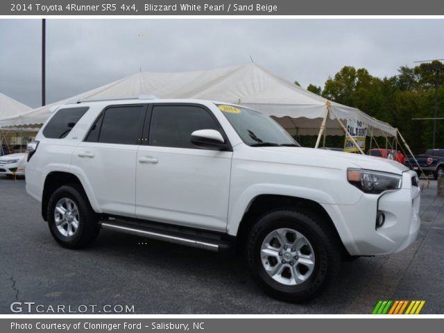 2014 Toyota 4Runner SR5 4x4 in Blizzard White Pearl