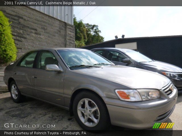 2001 Toyota Camry LE in Cashmere Beige Metallic